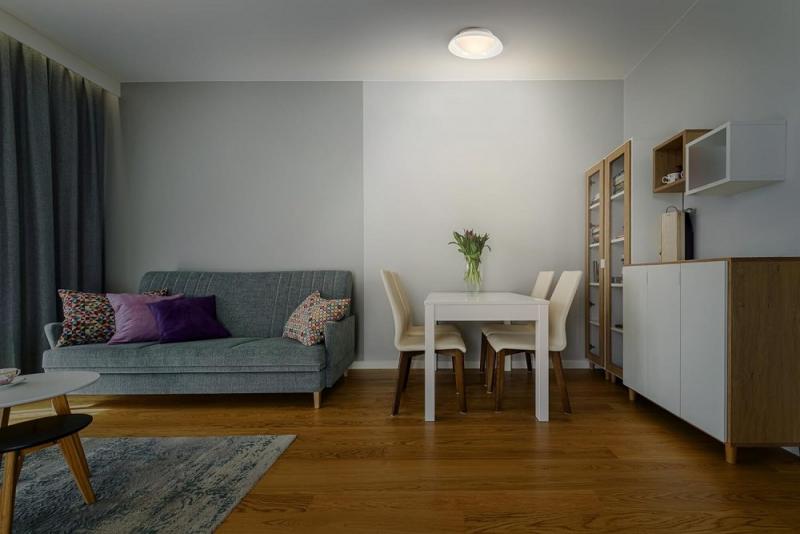 OSRAM Deckenleuchte Orbis Milan Weiß aus Stahl und Glas