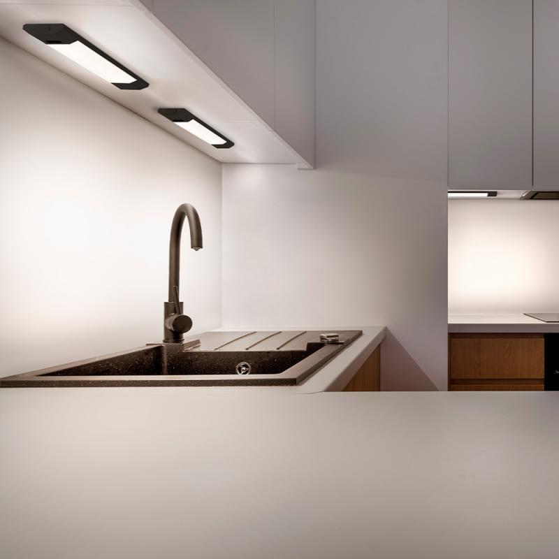 30cm OSRAM LED Lichtleiste Linear Edge Sensor Black - mit umschaltbarer Farbtemperatur