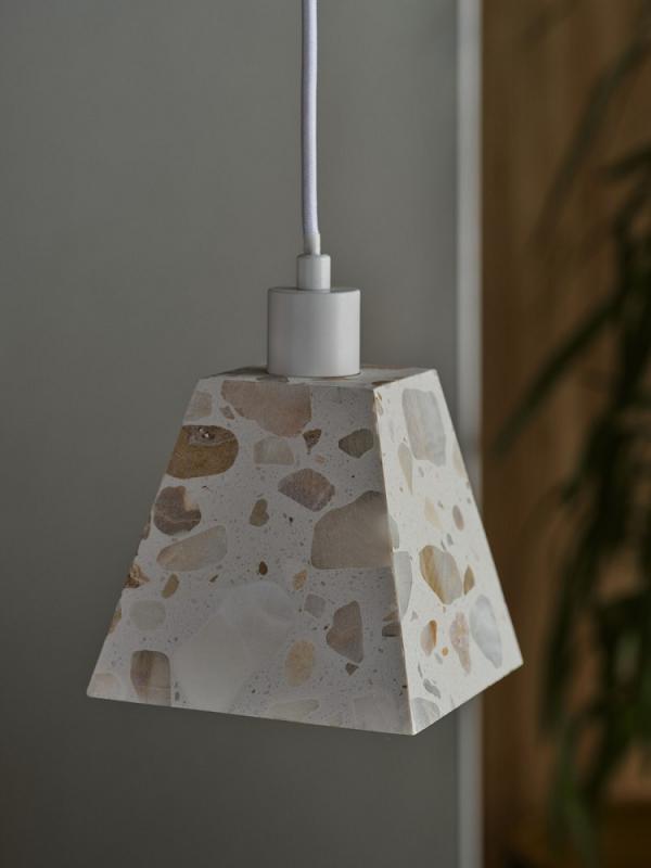 Pendelleuchte Decor Gleam aus Terrazzo Stein mit E14 Fassung Beige
