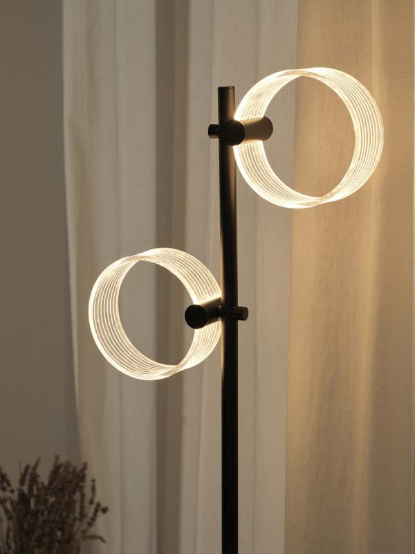 OSRAM Stehleuchte Decor Circle Floor in Schwarz 17W Ø - CLICKCCT - Sehr vielseitig durch eine wählbare Lichtfarbe