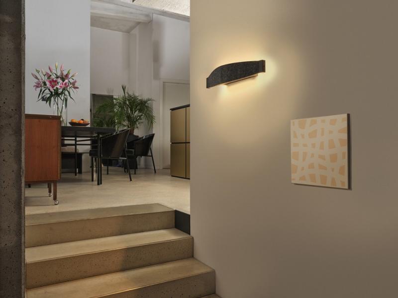 Osram Wandleuchte Decor Flat Felt in Dunkelgrau mit warmweißem Licht - Auffällige Leuchte aus Filz
