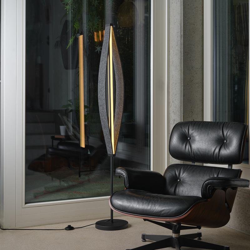 Osram Stehleuchte Decor Flat Felt in Dunkelgrau mit warmweißem Licht - Auffällige Leuchte aus Filz