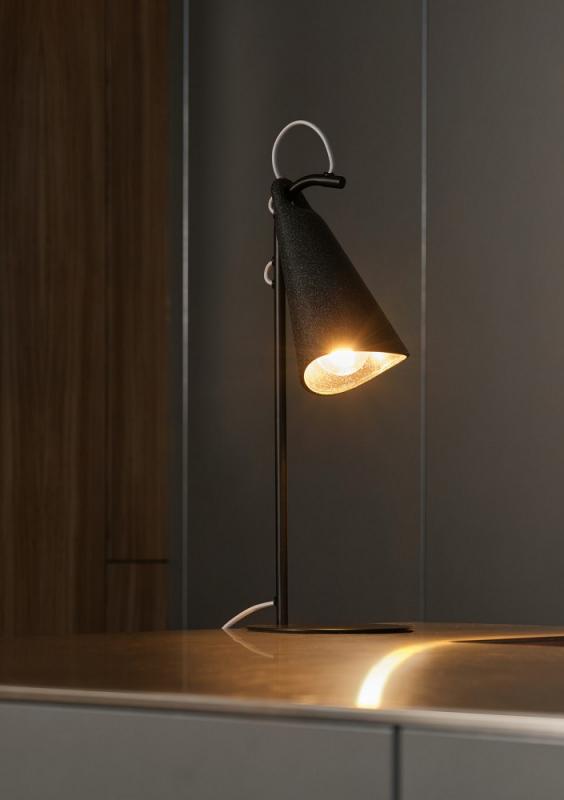 OSRAM Tischleuchte Decor Bell Table in Schwarz mit E27 Fassung - Leuchtenschirm aus recyceltem Material