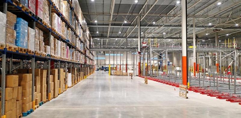 Siteco Highbay 31-S, 90°, PIR-Sensor LED Hallenleuchte 94W neutralweiß 14000 Lumen IP65