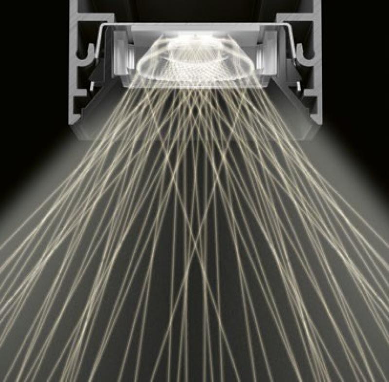 Siteco Silica 21 Hängeleuchte breit strahlend, ELDACON® L, Darklight-Reflektor, weiß, Lichtfarbe 840, UGR ≤ 19, DALI 2, verkehrsweiß (RAL 9016)