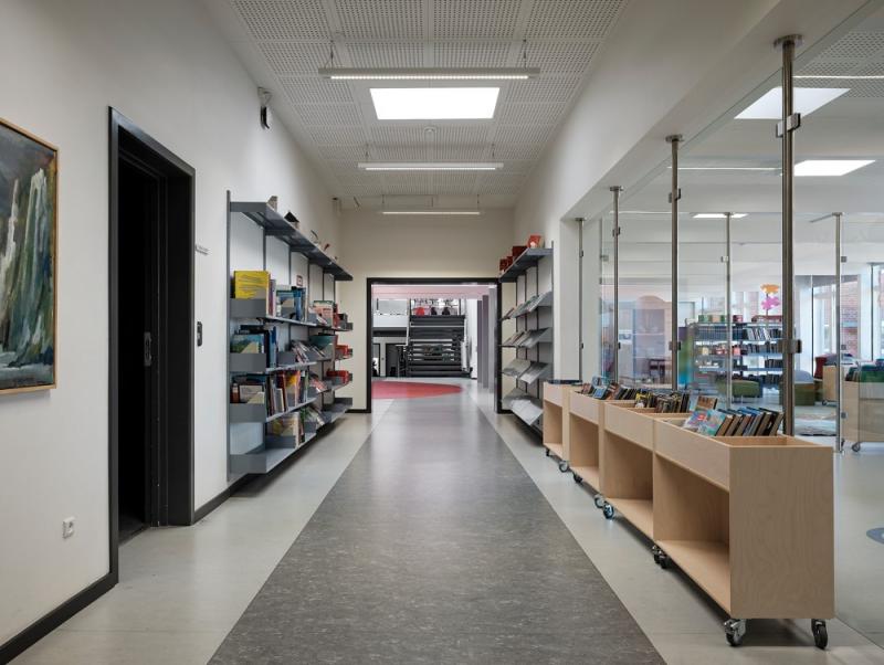 LEDVANCE LED Panel Comfort 600mm 28W 3000K warmweißes Licht UGR ≤ 19