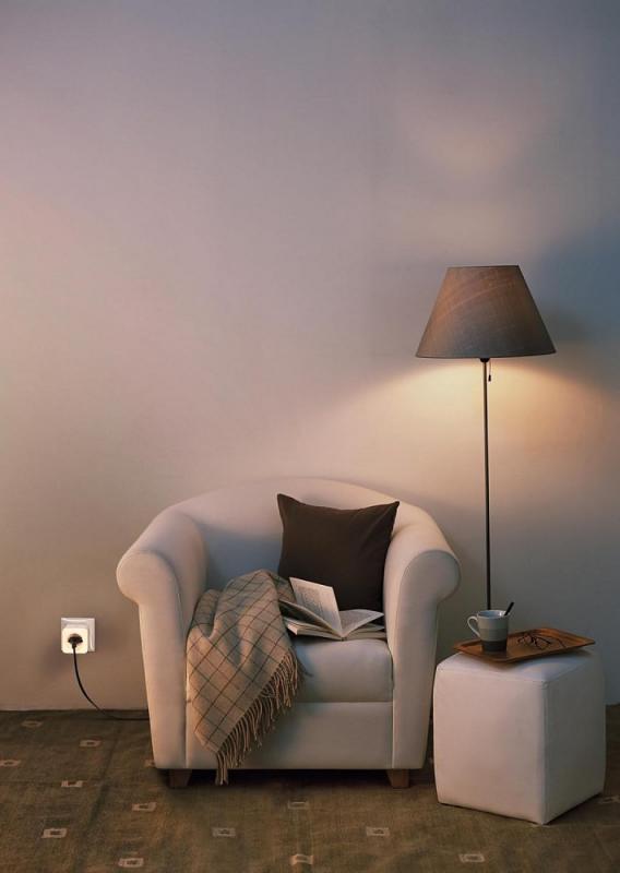 OSRAM SMART+ WIFI Steckdose mit Nachtlicht IP20-Schutz - für Integration von Geräten ins Smart Home und Sicherheit