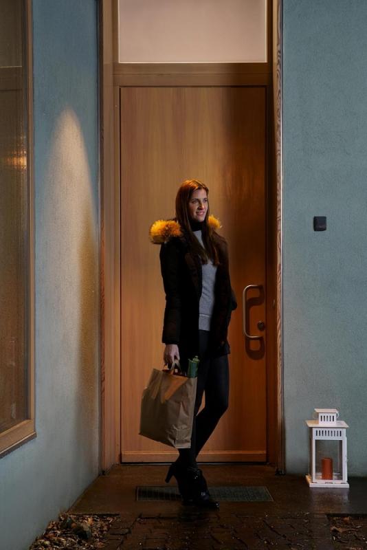 OSRAM Sensor Wall Outdoor Bewegungsmelder Aufbau IP55 weiß - Bewegungs- und Lichtsensor für bündige Deckenmontage, Weiß, IP55-Schutz, für Eingangsbereiche