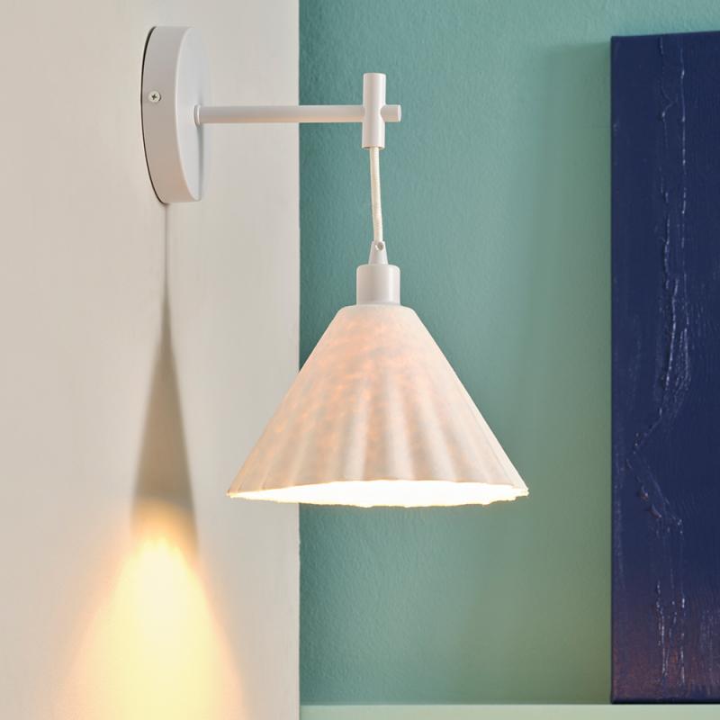 OSRAM Wandleuchte Decor Pulp weiß aus Metall und Pappmaschee mit E14 Fassung