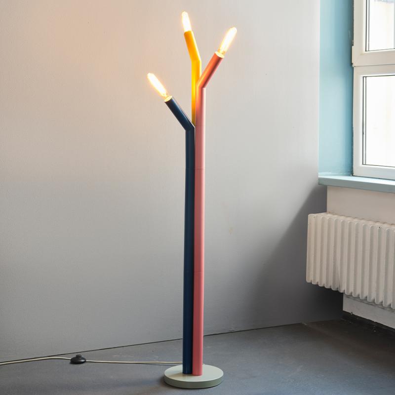 OSRAM 3-flammige Stehleuchte Decor Straw in Multicolor aus Metall mit E27 Fassungen