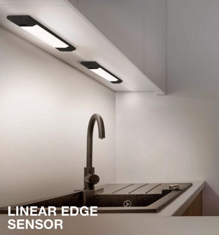 50cm OSRAM LED Lichtleiste Linear Edge Sensor RGBW DIM Remote Control schwarz