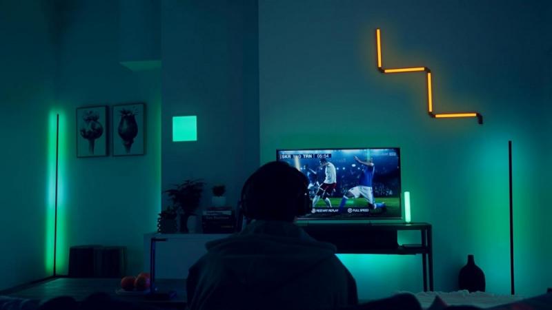 OSRAM SMART+ WiFi Planon Magic Deckenpanel RGBW 30x30cm weiß Steuerung via App oder Fernbedienung