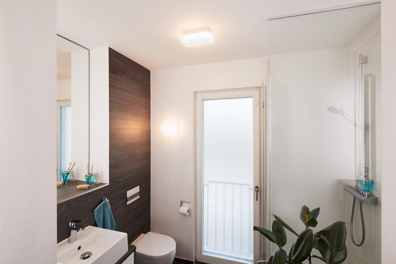 Osram SMART+ Matter over WiFi Bad Deckenleuchte Orbis Wall Aqua IP44 200x200mm in Weiß mit Tunable White Funktion