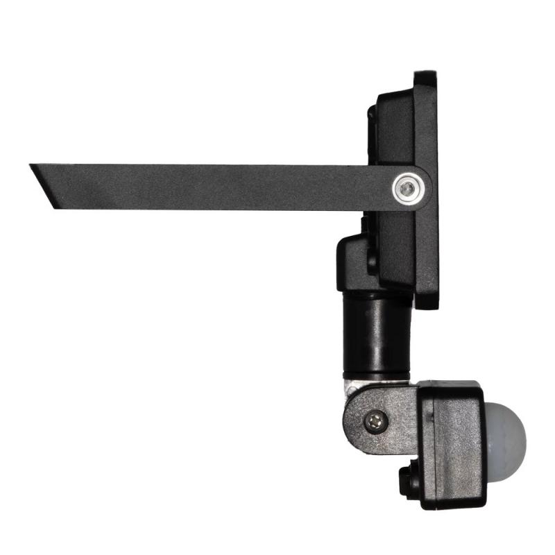 Osram LED Fluter LUX schwarz 6500K kaltweißes Licht 10W IP65 mit Sensor