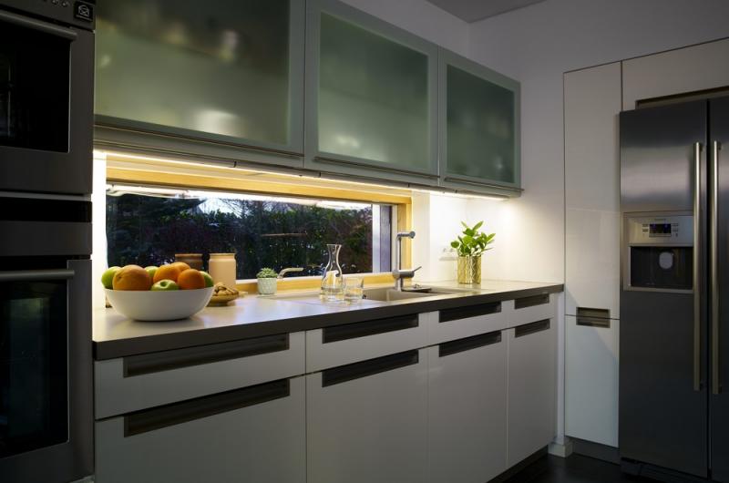 OSRAM Linear LED Flat Sensor 12W 4000K Unterbauleuchte