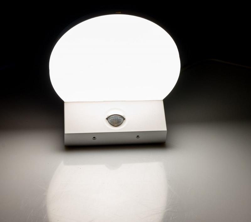 ChiliTec LED Wandleuchte "TORTUGUERO" IP65 15W, 1569lm, 140° Bewegungsmelder, 4000K