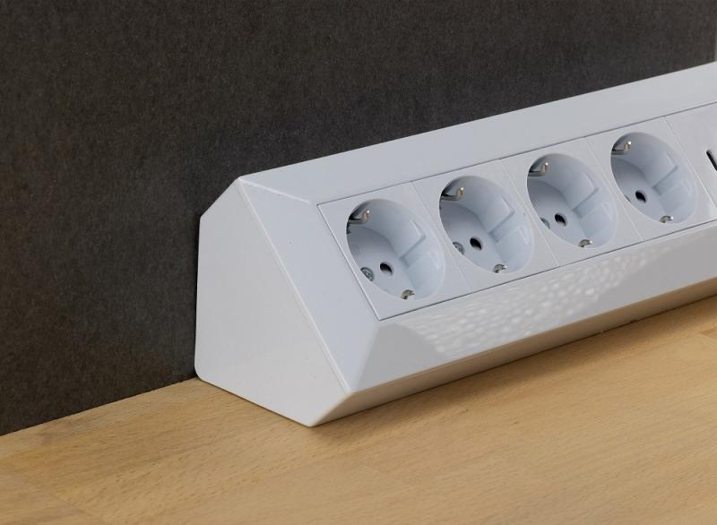 ChiliTec 4-fach Steckdosenblock USB-A + USB-C PD Weiß 250 V 16 A 3600 W – 23788