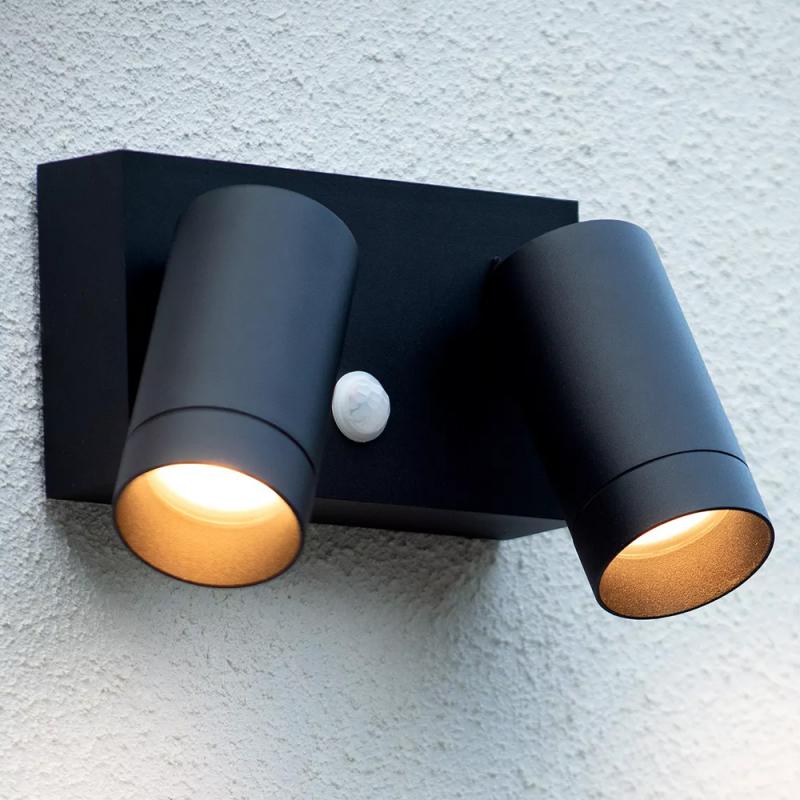 Lucide TAYLOR Wandstrahler IP54 Schwarz – 2x GU10 Außenwandleuchte mit Sensor