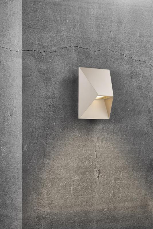 Nordlux Pontio 15 klassische Wandleuchte Sandfarbig Spritzwasser geschützt dimmbar elegante kompakte Größe