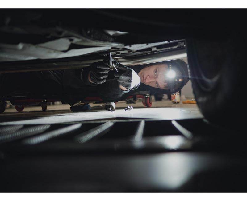 Armytek Wizard C2 Magnet USB Taschenlampe und Stirnlampe 3in1 mit Magnethalterung akkubetrieben (weißes Licht)