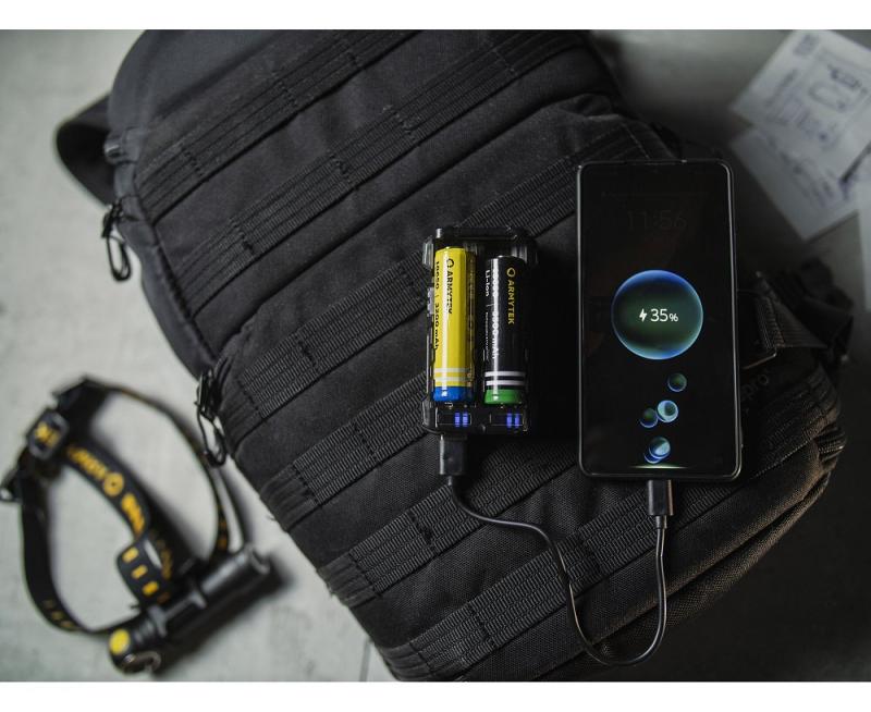 Armytek Handy C2 VE Ladegerät für 2 Akkus mit Powerbank-Funktion