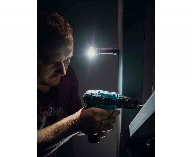 Armytek Wizard C2 Pro Max Magnet USB Taschen- und Stirnlampe mit Magnethalterung akkubetrieben warmes Licht