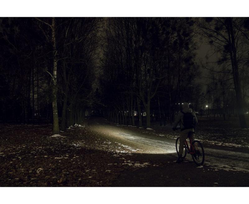 Armytek Partner C2 Magnet USB White Taschenlampe mit Magnethalterung akkubetrieben warmes Licht