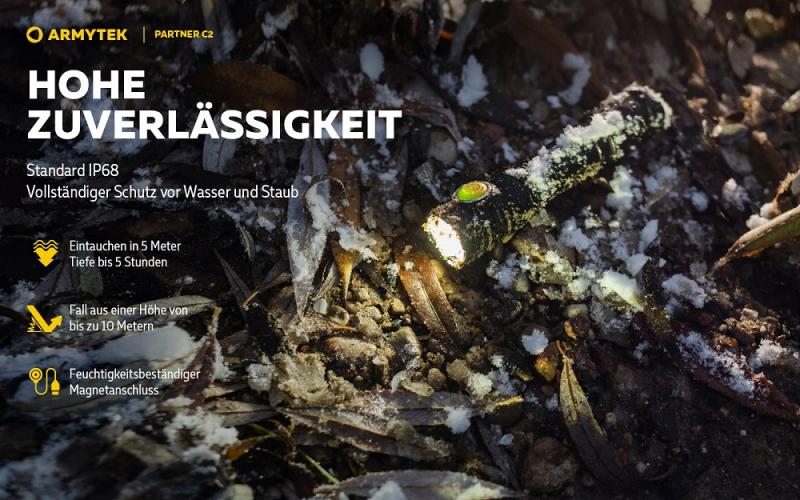 Armytek Partner C2 Magnet USB White Taschenlampe mit Magnethalterung akkubetrieben warmes Licht