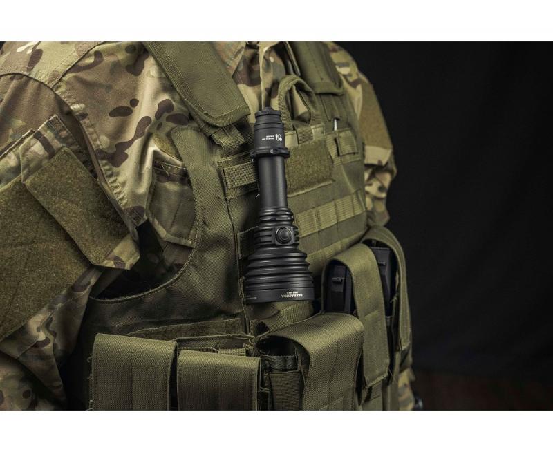 Armytek Barracuda Pro Max Set Profi Taschenlampe und Suchscheinwerfer weißes Licht, magnetische Aufladung Akku