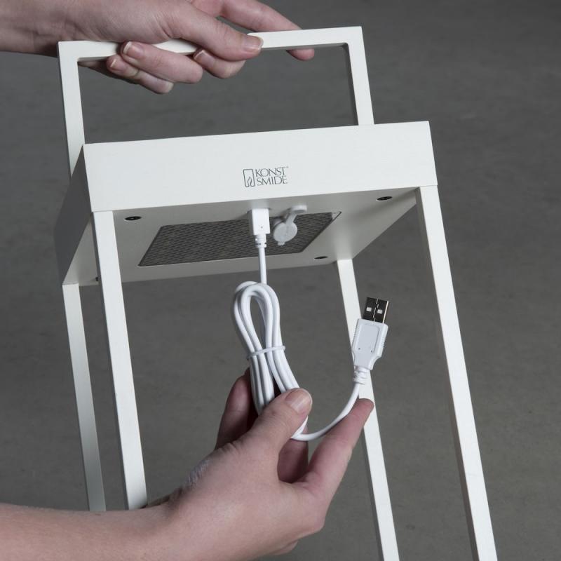 Mobile Akku USB & Solar Wand- und Tischleuchte PORTOFINO in weiß In&Out aus Aluminium IP54 von Konstsmide
