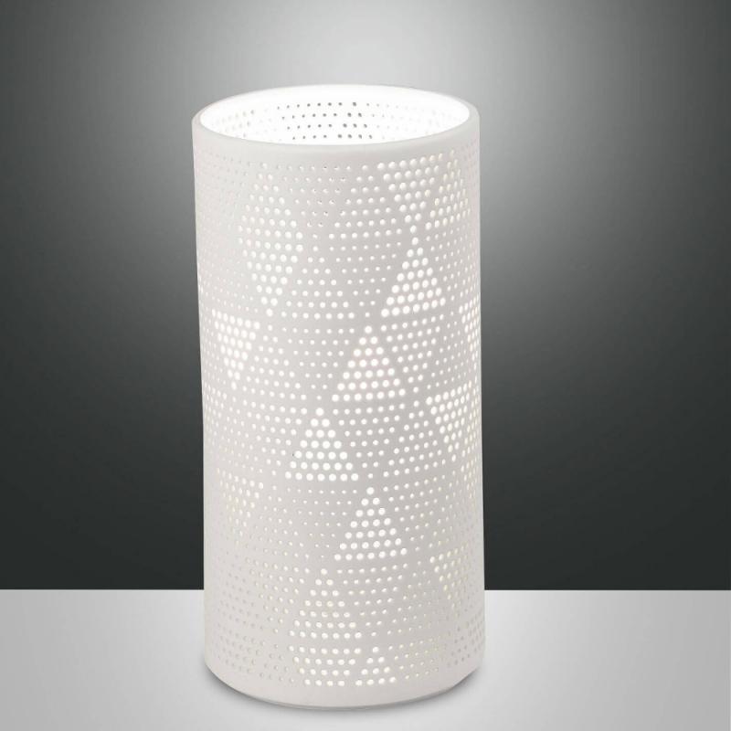 Kleine Micol ausdrucksstarke handgearbeitete Keramik-Tischleuchte mit Effekt-Lichtverteilung in Weiss von Fabas Luce