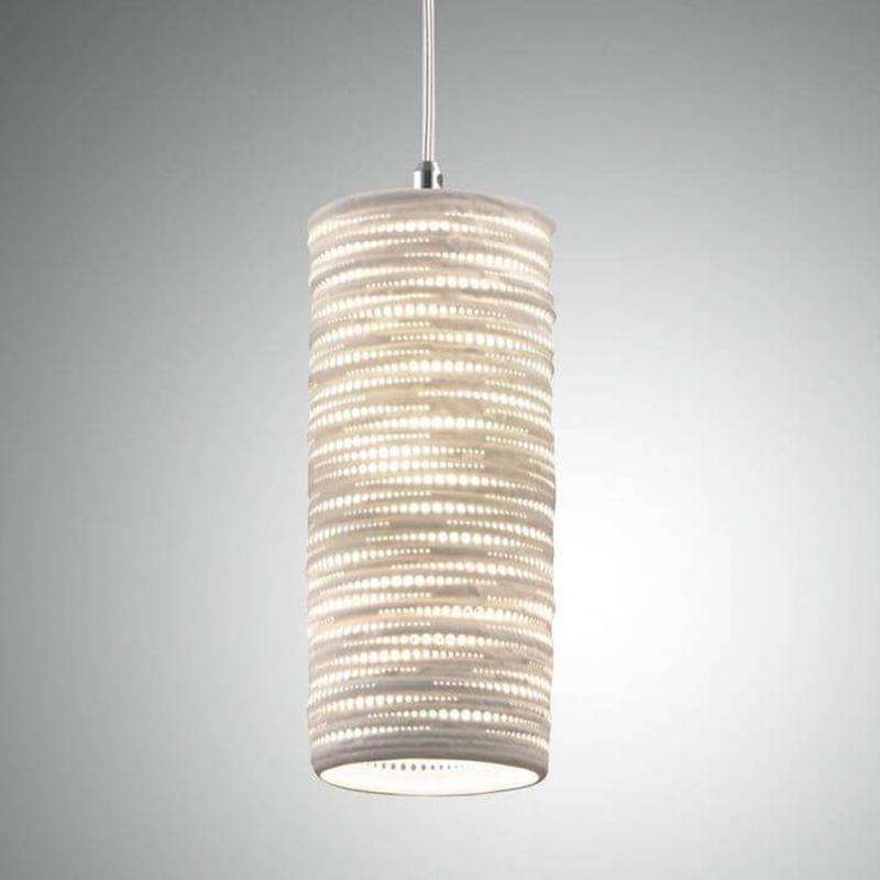 Mediterrane 3-flammige Marbella Keramik-Pendelleuchte mit Effekt-Lichtverteilung in Weiss von Fabas Luce