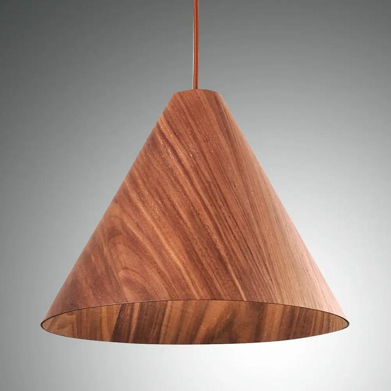 Esino Kegelförmige Pendelleuchte aus Holz Walnußfarbe Ø33 von Fabas Luce
