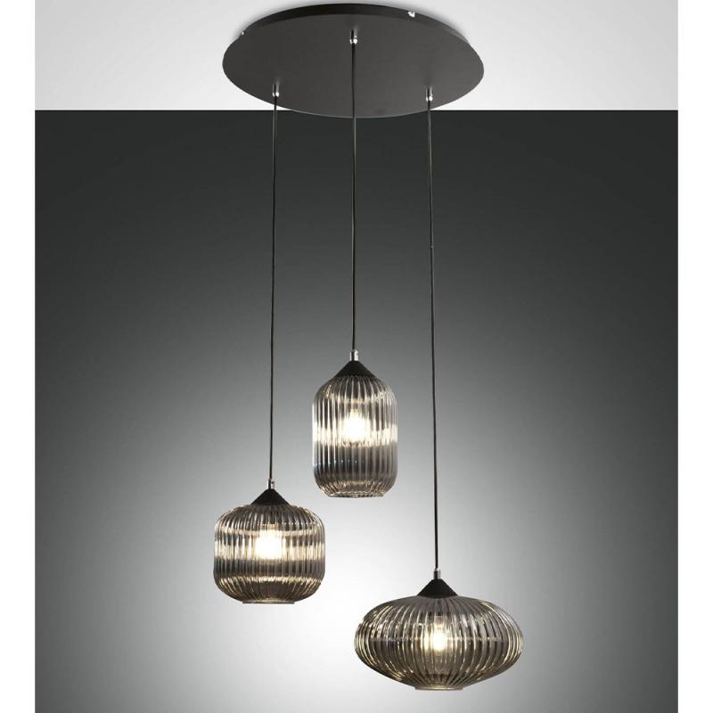3-flammige Nordal Pendelleuchte Stilmix unterschiedliche Schirmgrößen geriffelt  in Grau von Fabas Luce