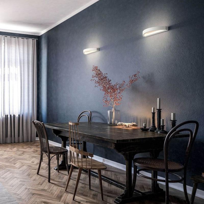 Cordoba LED Wandleuchte mit Eschenholz-Inlay up&down-Beleuchtung in Weiß von Fabas Luce