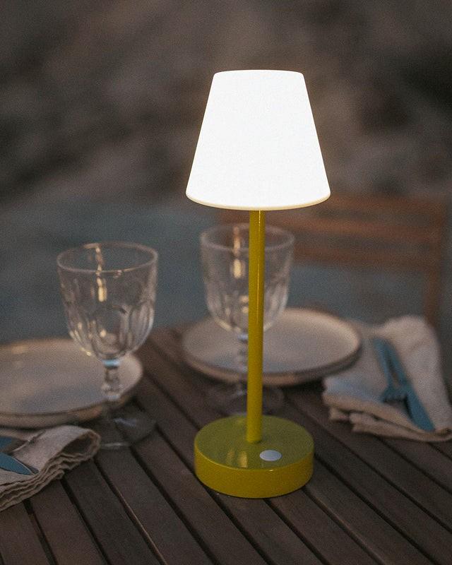 New Garden TISCHLAMPE LOLA SLIM 30 lime dimmbar Akku In&Out IP44