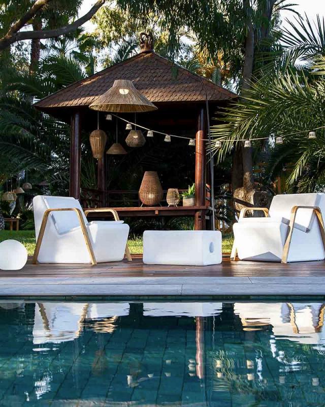 New Garden Kabellose Bogen Stehlampe NIZA - handgeflochtene Naturfaser - Akku für Innen & Außen mit Fernbedienung