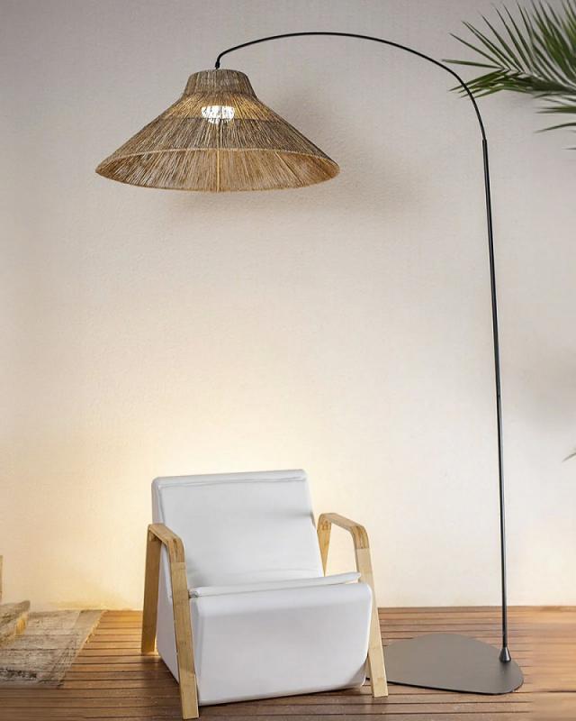 New Garden Kabellose Bogen Stehlampe NIZA - handgeflochtene Naturfaser - Akku für Innen & Außen mit Fernbedienung