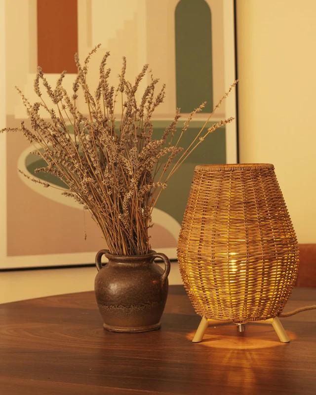 New Garden SAONA 30 Rattan Tischleuchte für Innen mit Schalter/ Kabel und E27 Fassung IP20