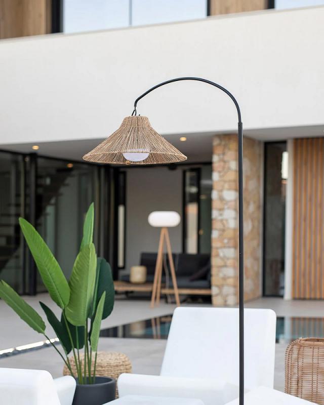 New Garden Kabellose Bogen Stehlampe NIZA - handgeflochtene Naturfaser - Akku für Innen & Außen mit Fernbedienung 165cm