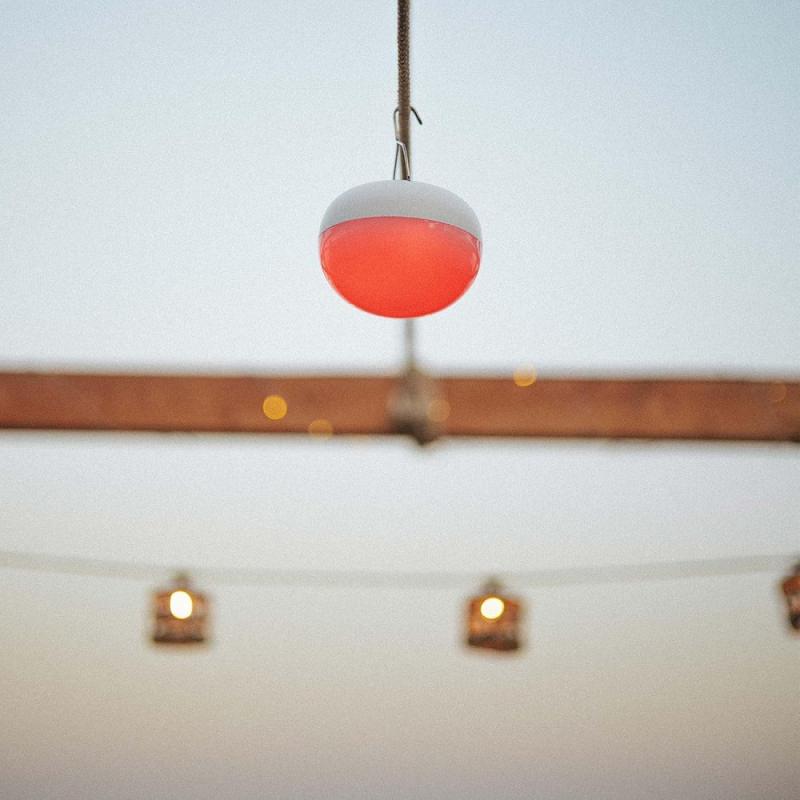 New Garden COCO LED Pool-Lampe Akku Fernbedienung warmweißes und Multicolor RGB Licht IP68 inklusive Haken und Magnet