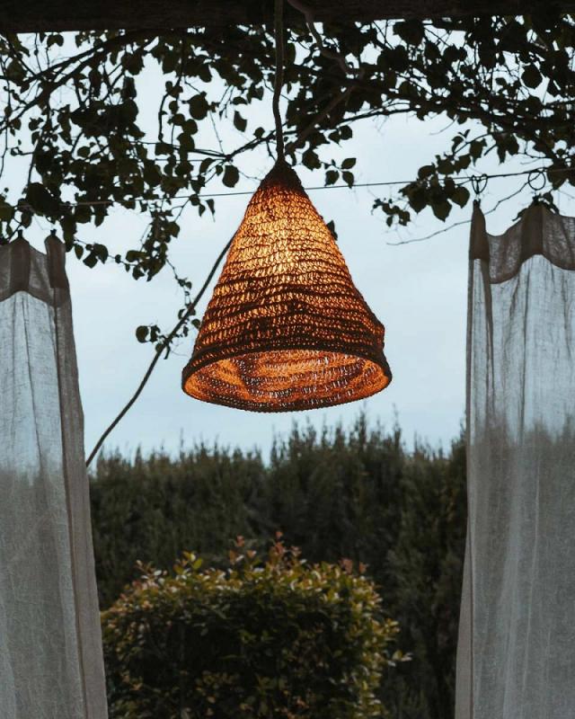 New Garden MARO Hängeleuchte mit 5 m Kabel für den Außenbereich mit E27 Fassung Naturfasern