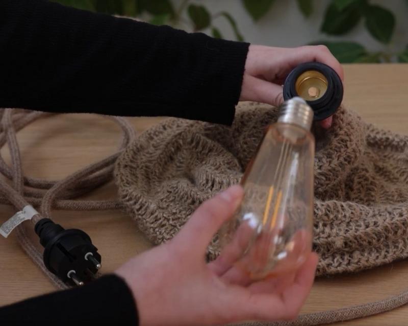 New Garden MARO Hängeleuchte mit 5 m Kabel für den Außenbereich mit E27 Fassung Naturfasern