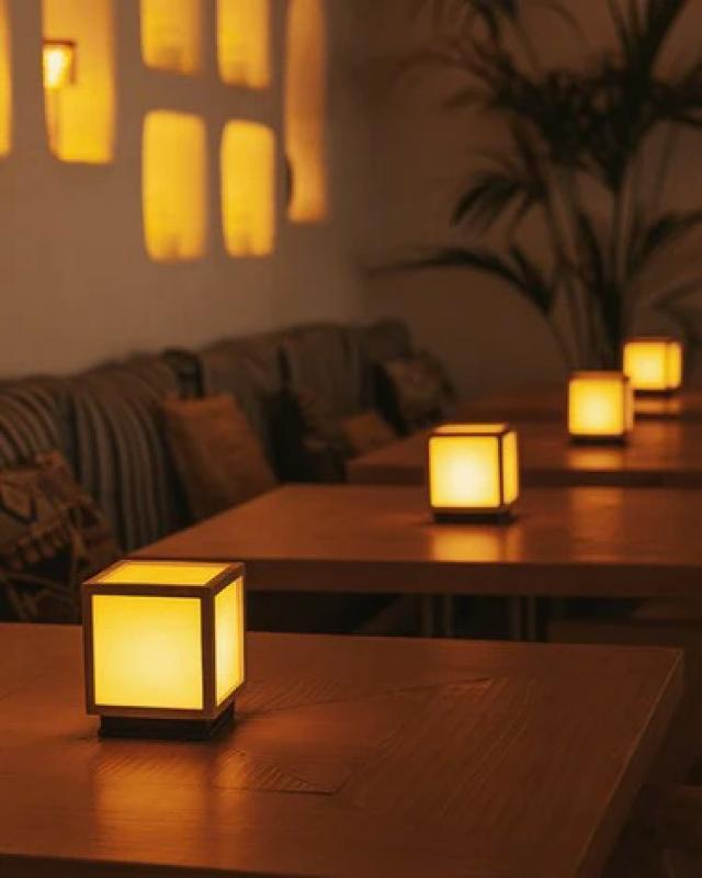 New Garden VEGA LANTERN KABELLOSE TRAGBARE LATERNE Akku Tischleuchte für Innen & Außen IP44