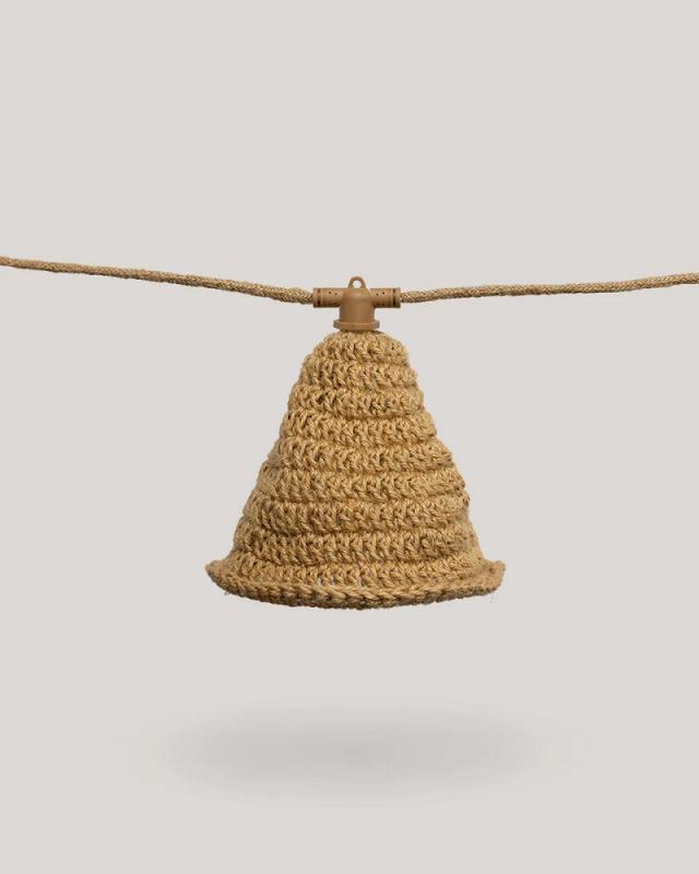 New Garden 10er Jute Lichterkette MARO IP44 mit Solapanel 5M lang, warmweißes Licht mit 10 Schirmchen