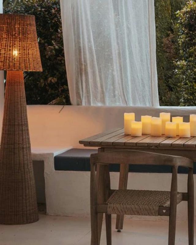 New Garden Akku-Stehlampe Lola 165 Natur, braun, Rattan, IP54 In & Out,165 cm hoch mit warmweißem Licht, USB C Kabel