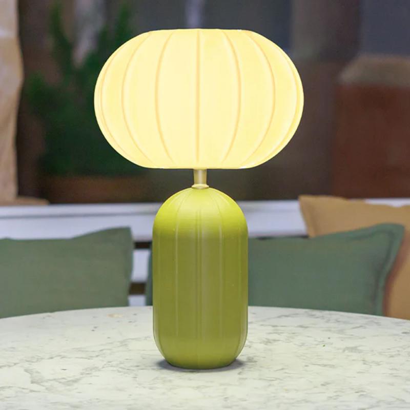 New Garden SOLAR-TISCHLAMPE RACHEL 45 in Oliven Grün In&Out IP65 mit Fernbedienung und warmweiße Lichtfarbe