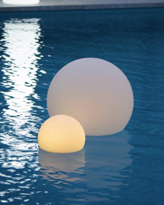 New Garden BULY 30 RGBW Solar LED-Garten Kugel schwimmfähig auch als Poollampe Akku IP68 Ø 30cm