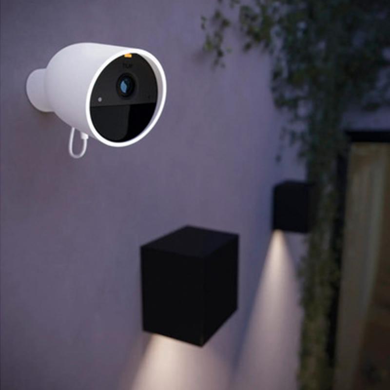 Philips Hue Secure kabelgebundene Smart Home Überwachungskamera Full HD Video drinnen oder draußen weiß
