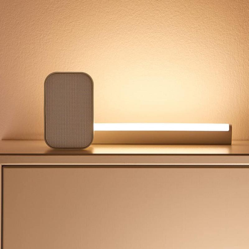 WIZ Smarte Mobile Akku LED Tischleuchte Light Bar im Singlepack RGBW WLAN/Wi-Fi Tunable White & Color